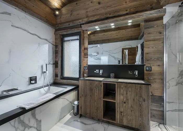 De Luxe Avec Jacuzzi, Salle Cinema Et Piscine Au Centre De - Fr-1-569-10 * מגב