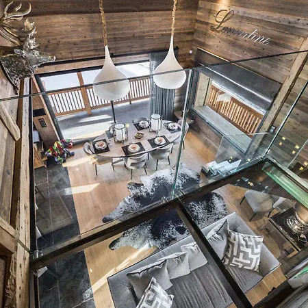 Chalet De Luxe Avec Jacuzzi, Salle Cinema Et Piscine Au Centre De - Fr-1-569-10 Megeve