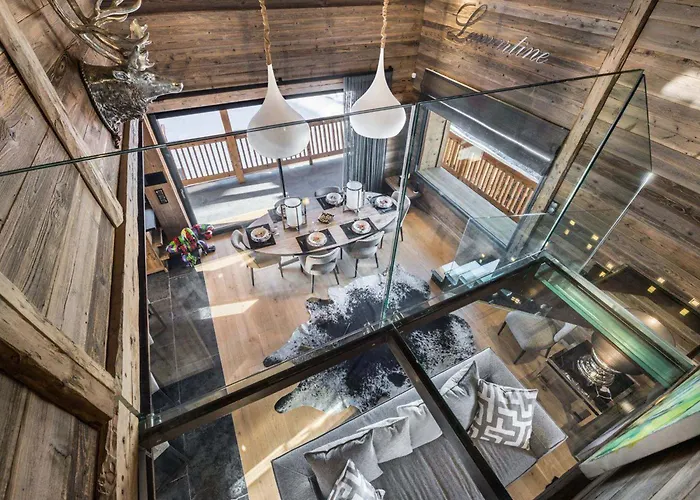 Chalet De Luxe Avec Jacuzzi, Salle Cinema Et Piscine Au Centre De - Fr-1-569-10 Megève